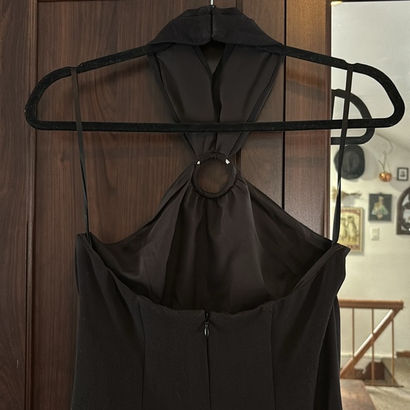 LBV Women's Black Crepe Halter Gown With Silver Hardware Size 4- New W/O Tags! - Picture 8 of 12